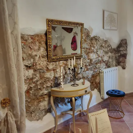 La Bouganville E Il Gelsomino Апартаменты Пьетразанта